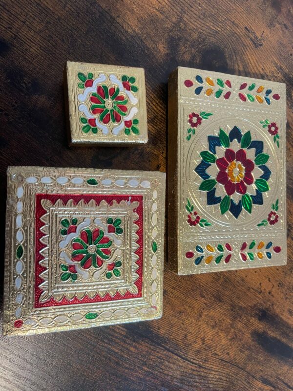 Traditional Indian Aasan - Image 2